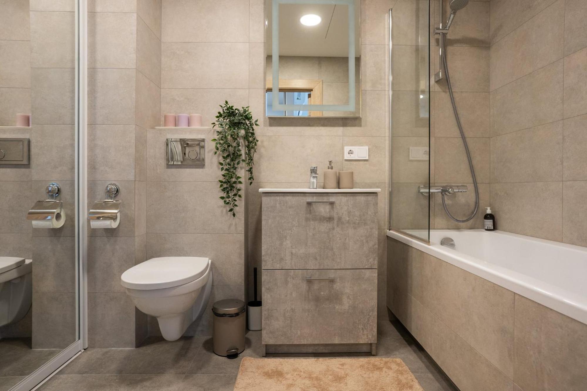 Lazdyneliu Vingis, Free Underground Parking, Long Stays Welcome Βίλνιους Εξωτερικό φωτογραφία